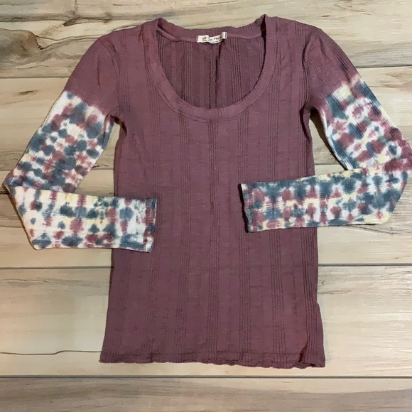 Women WE THE FREE TOP - Picture 2 of 7